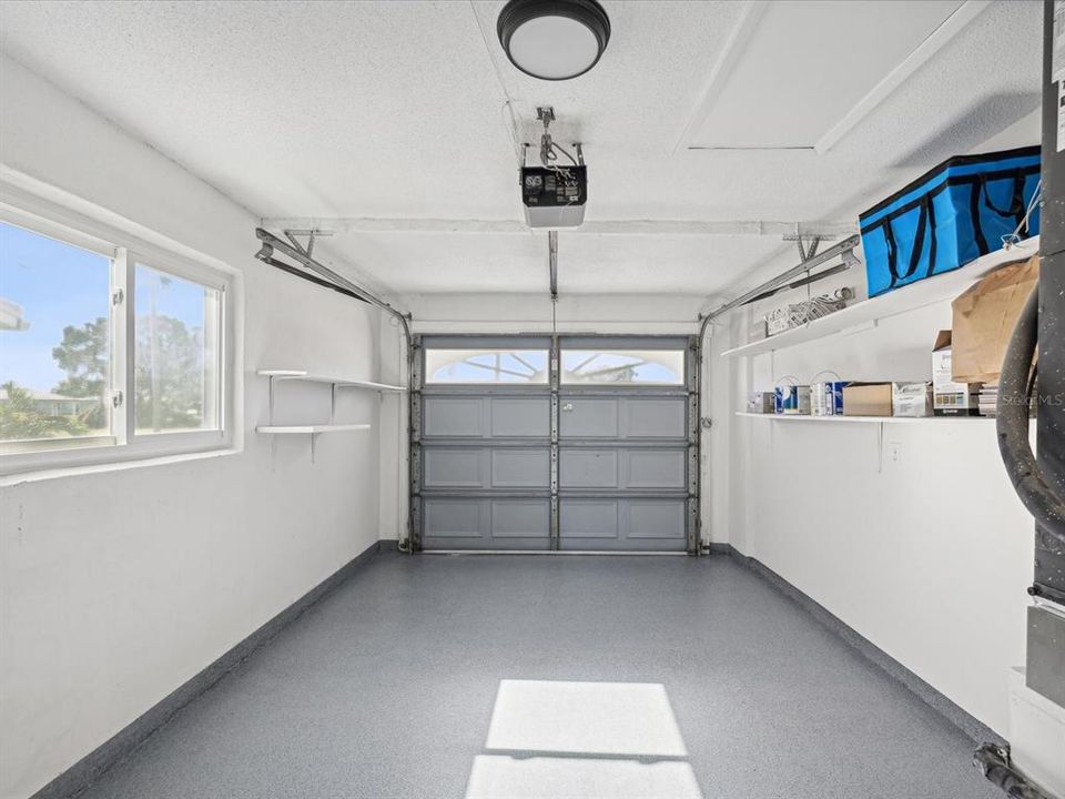 Garage with epoxy floor, transferable lifetime warranty