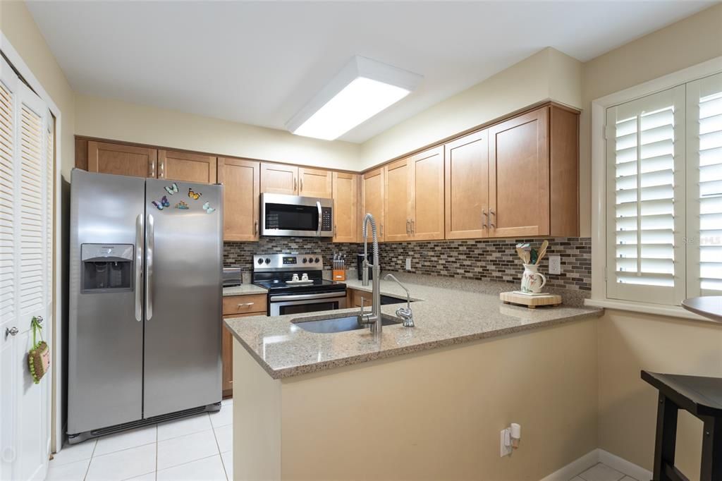 Fresh, Clean Kitchen Design