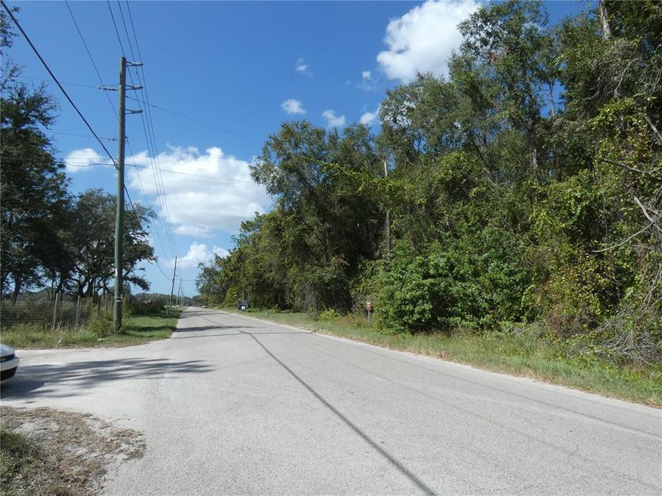 En Venta: $40,000 (0.42 acres)