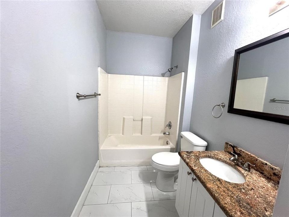 For Rent: $1,650 (2 beds, 2 baths, 1106 Square Feet)