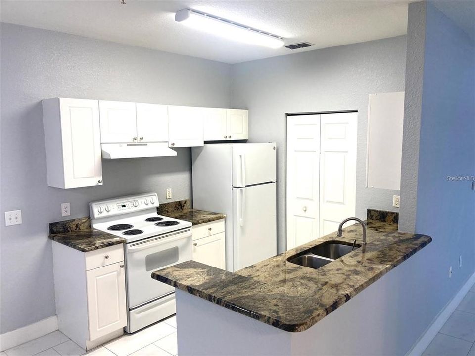 For Rent: $1,650 (2 beds, 2 baths, 1106 Square Feet)