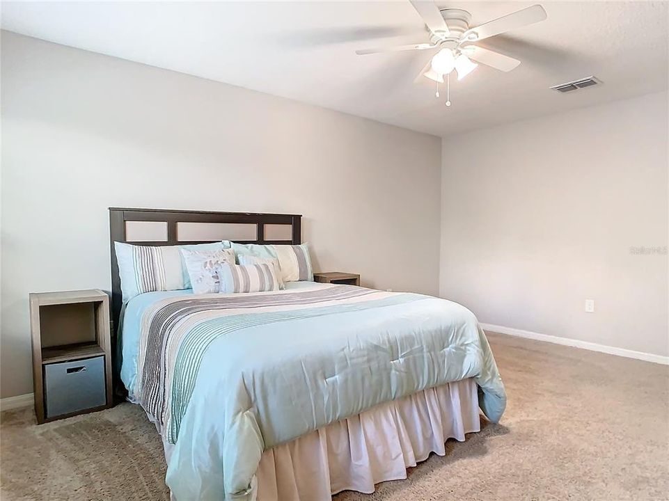 For Sale: $475,000 (3 beds, 2 baths, 1912 Square Feet)