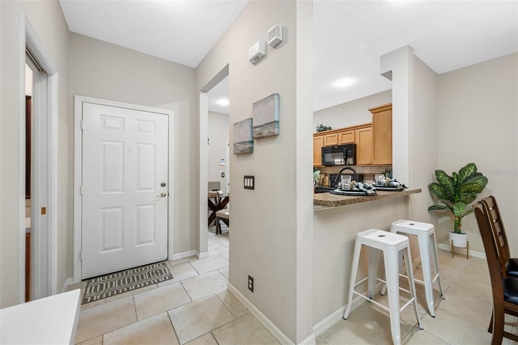 For Sale: $334,900 (2 beds, 2 baths, 1378 Square Feet)