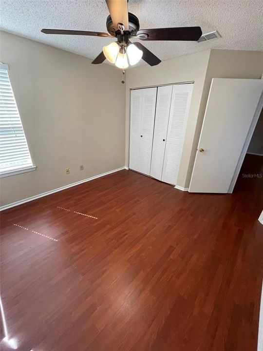 For Rent: $1,450 (2 beds, 1 baths, 851 Square Feet)