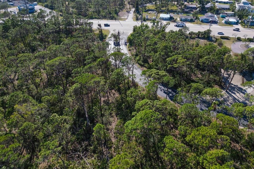 На продажу: $399,000 (4.03 acres)