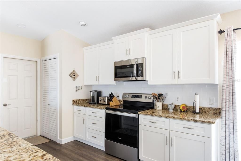 For Sale: $469,000 (3 beds, 2 baths, 1486 Square Feet)