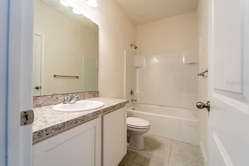 For Sale: $299,900 (3 beds, 2 baths, 1174 Square Feet)