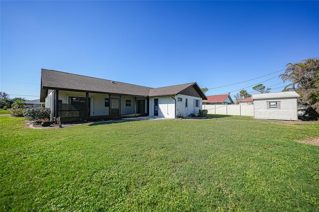 For Sale: $295,000 (3 beds, 2 baths, 1618 Square Feet)