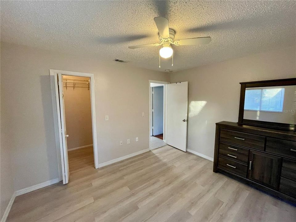 For Rent: $2,450 (3 beds, 1 baths, 1248 Square Feet)