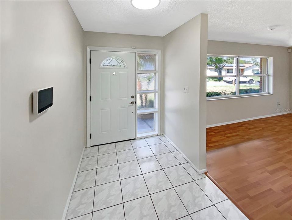 For Sale: $395,000 (3 beds, 2 baths, 1584 Square Feet)