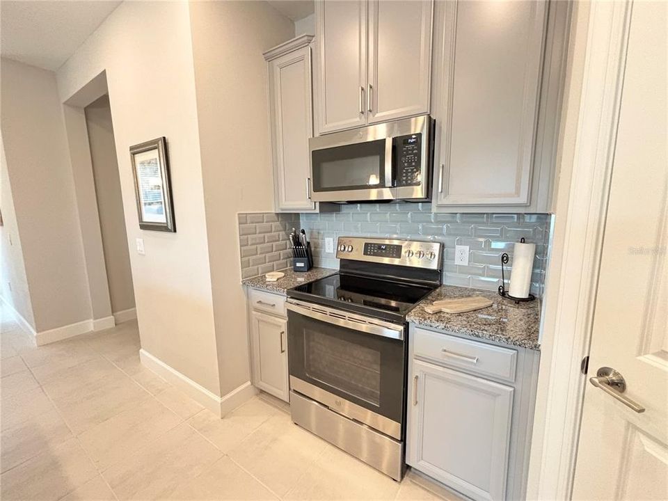 For Sale: $360,000 (2 beds, 2 baths, 1655 Square Feet)