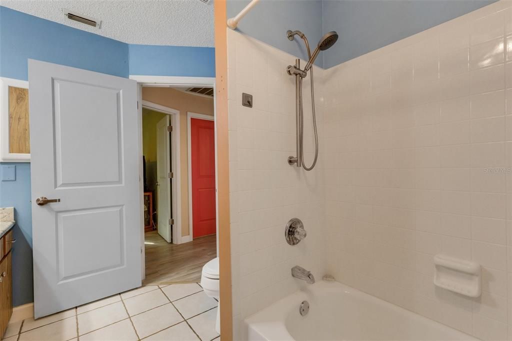 2nd Bathroom Tub From Laundry Area