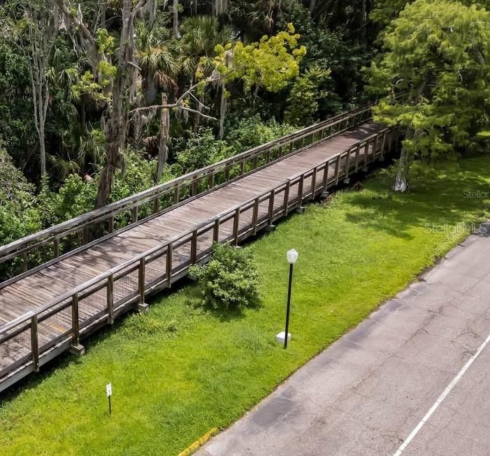 На продажу: $165,000 (2 спален, 2 ванн, 897 Квадратных фут)