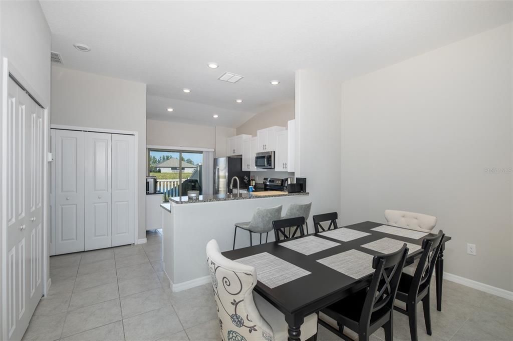 For Sale: $279,900 (3 beds, 2 baths, 1495 Square Feet)