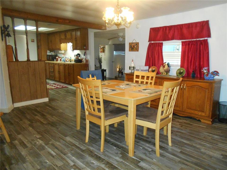 For Sale: $130,000 (3 beds, 1 baths, 1100 Square Feet)