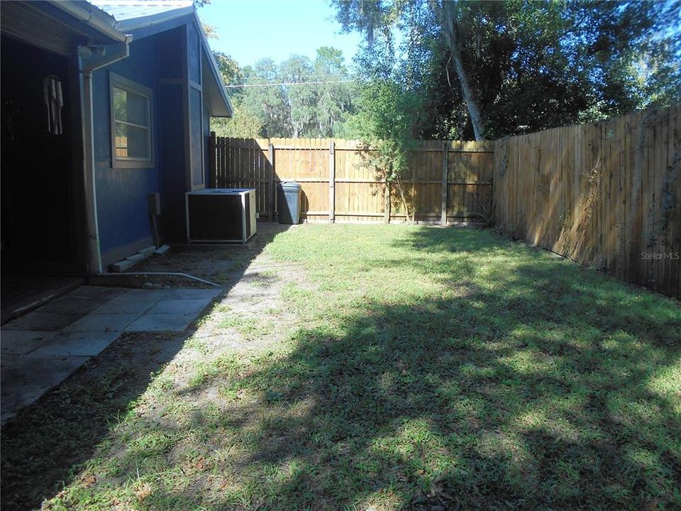 For Sale: $130,000 (3 beds, 1 baths, 1100 Square Feet)