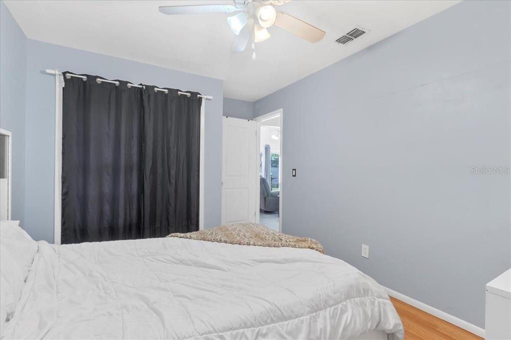 For Sale: $390,000 (3 beds, 2 baths, 1639 Square Feet)