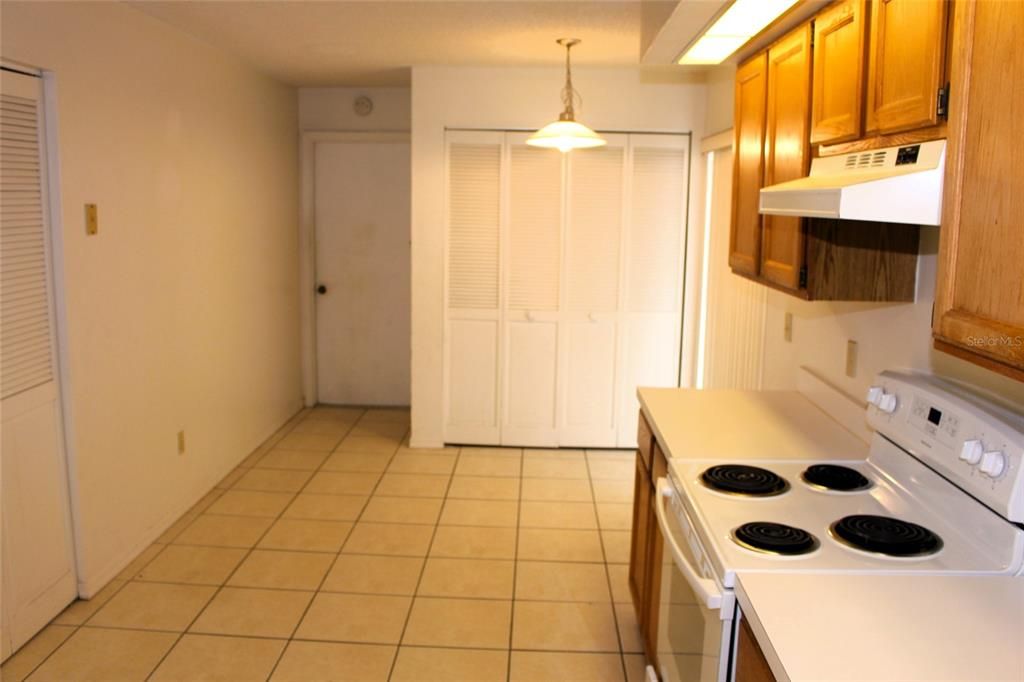 For Rent: $2,000 (2 beds, 2 baths, 1450 Square Feet)