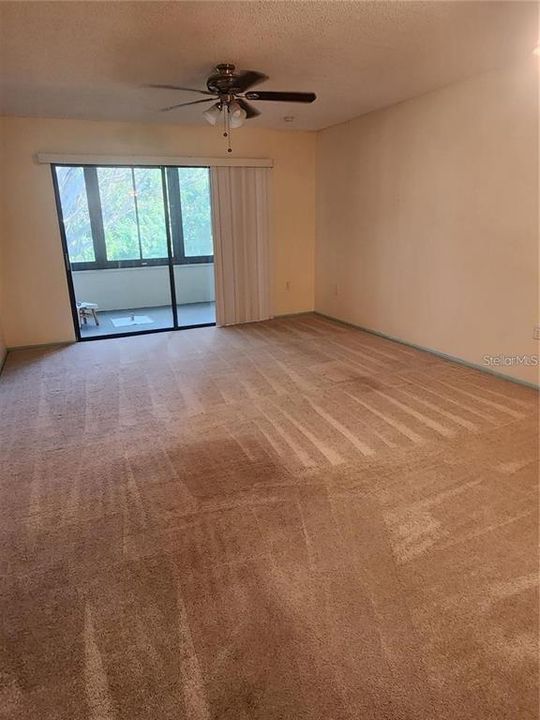 For Rent: $2,000 (2 beds, 2 baths, 940 Square Feet)