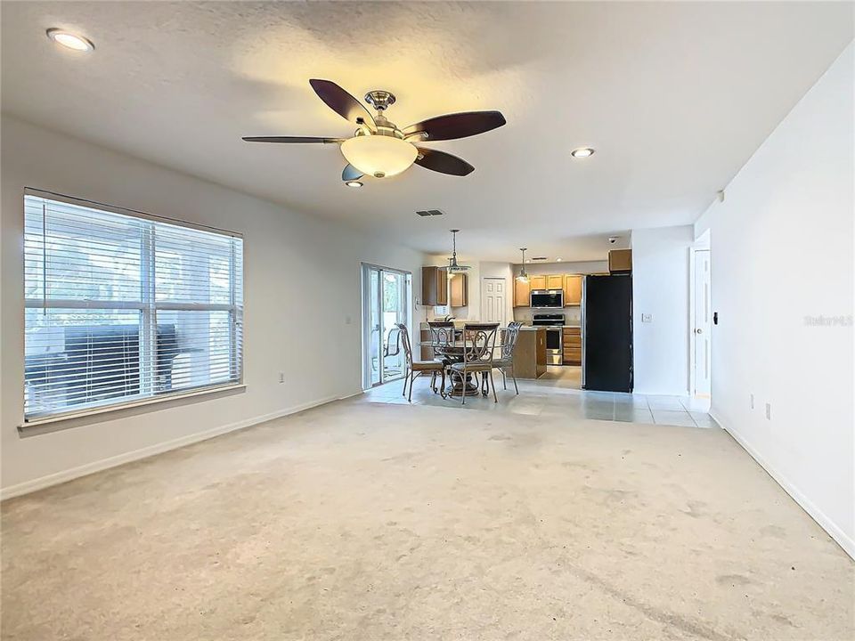 For Sale: $579,900 (5 beds, 2 baths, 2928 Square Feet)