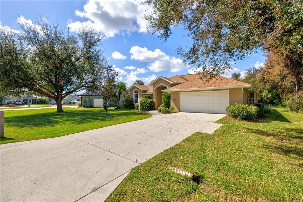 For Sale: $385,000 (3 beds, 2 baths, 1707 Square Feet)