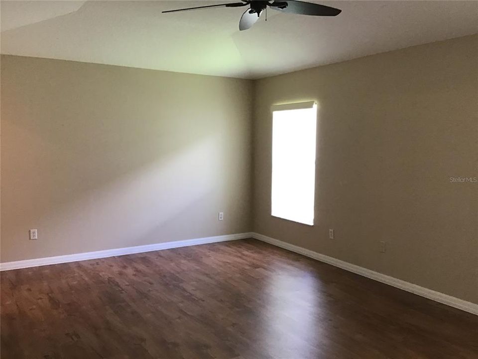 For Rent: $2,500 (4 beds, 2 baths, 2147 Square Feet)