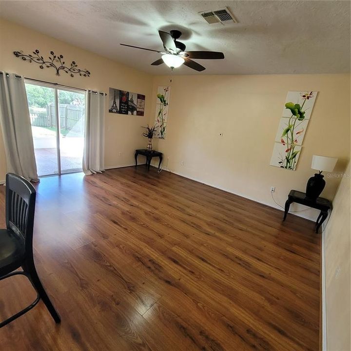 For Rent: $3,500 (4 beds, 2 baths, 2272 Square Feet)