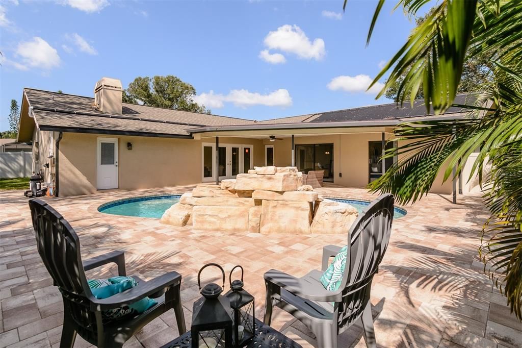 Active With Contract: $755,000 (4 beds, 3 baths, 2481 Square Feet)