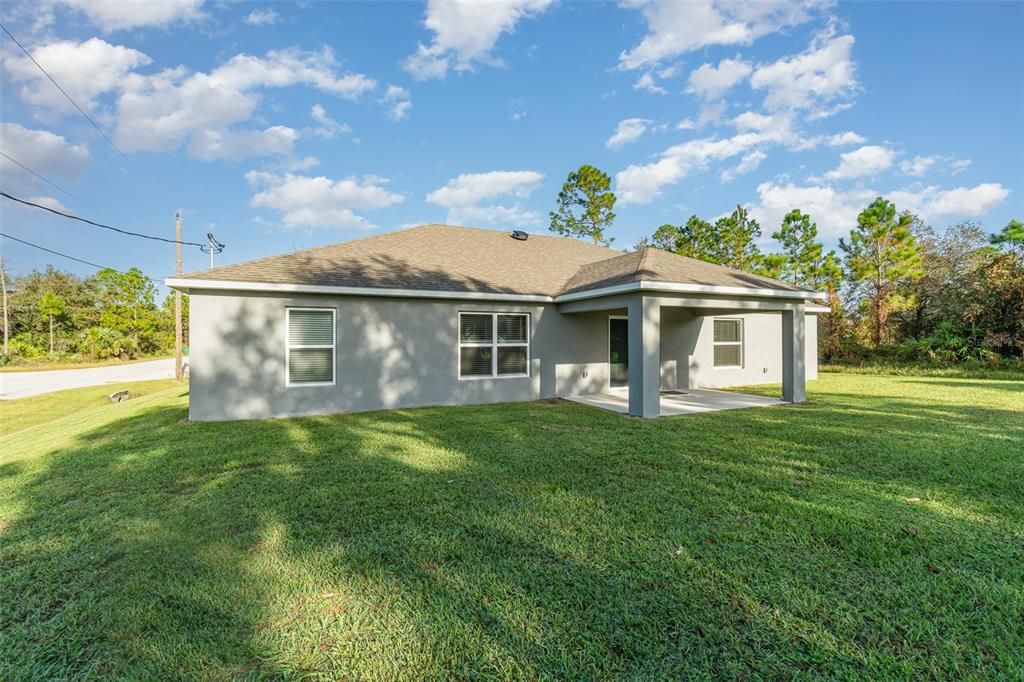 For Sale: $410,000 (3 beds, 2 baths, 2040 Square Feet)