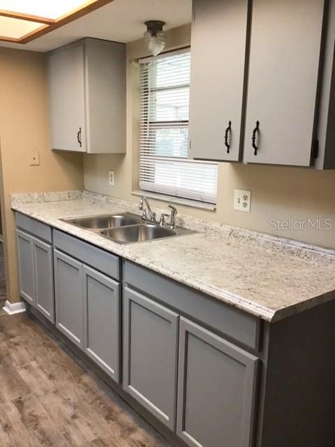 For Rent: $1,200 (2 beds, 1 baths, 1648 Square Feet)