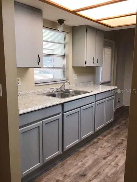 For Rent: $1,200 (2 beds, 1 baths, 1648 Square Feet)