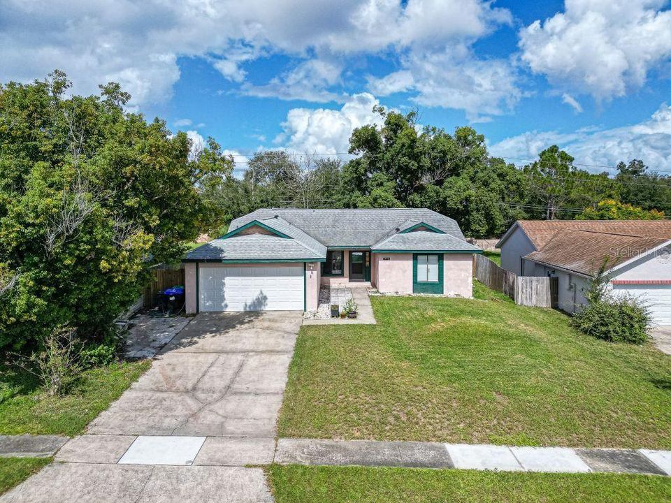 For Sale: $285,000 (3 beds, 2 baths, 1234 Square Feet)