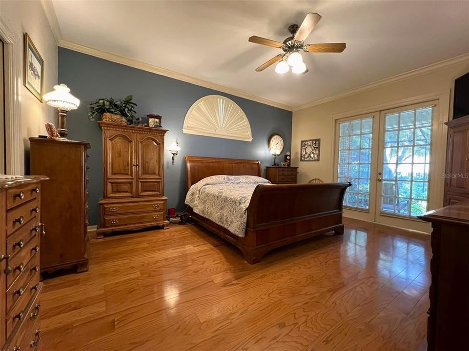 picture perfect roomy principal bedroom