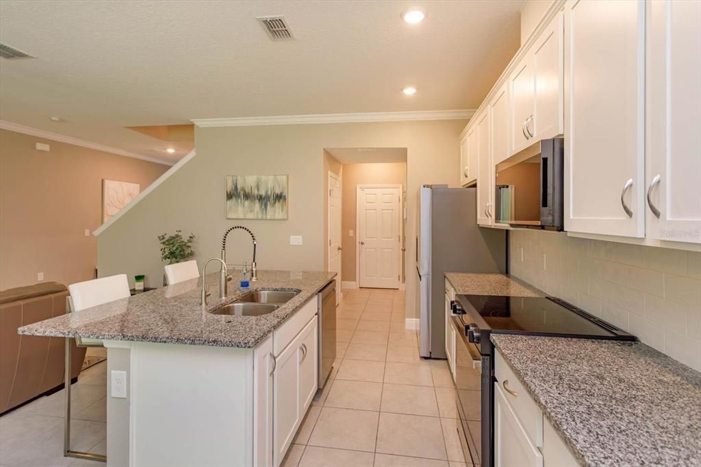 For Sale: $487,500 (3 beds, 2 baths, 1755 Square Feet)