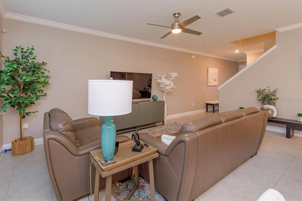 For Sale: $487,500 (3 beds, 2 baths, 1755 Square Feet)