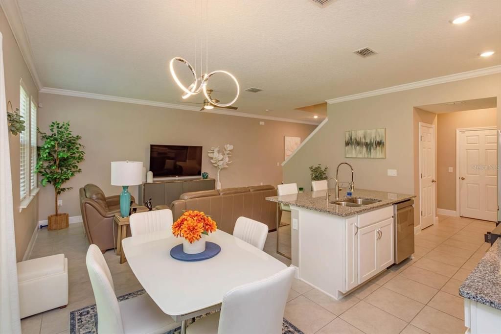 For Sale: $487,500 (3 beds, 2 baths, 1755 Square Feet)