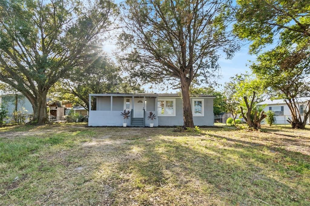 For Sale: $220,000 (3 beds, 2 baths, 1120 Square Feet)