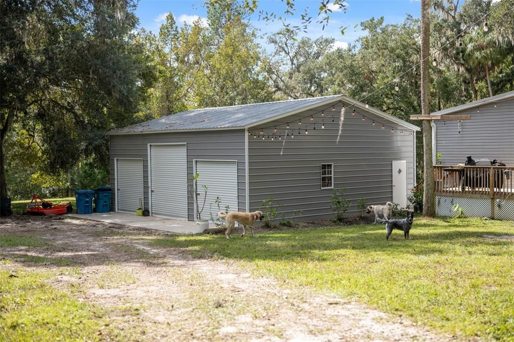 DETACHED GARAGE