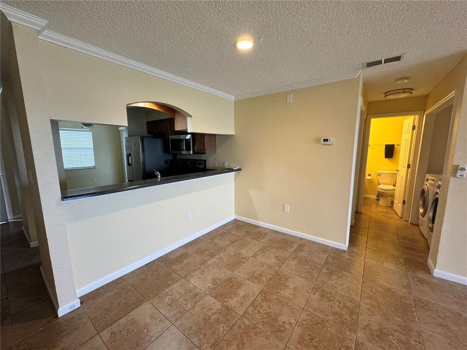 For Rent: $2,300 (2 beds, 2 baths, 1018 Square Feet)