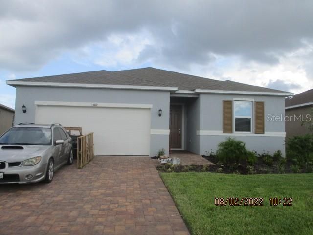 Active With Contract: $3,800 (4 beds, 2 baths, 1989 Square Feet)