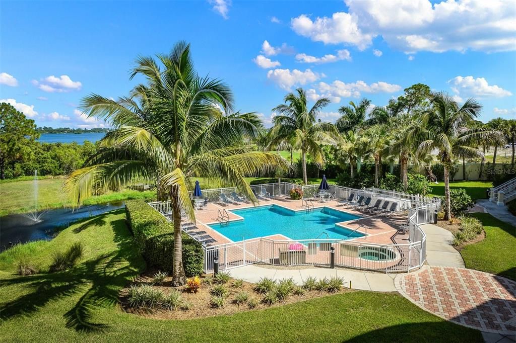 Community Pool and Jacuzzi