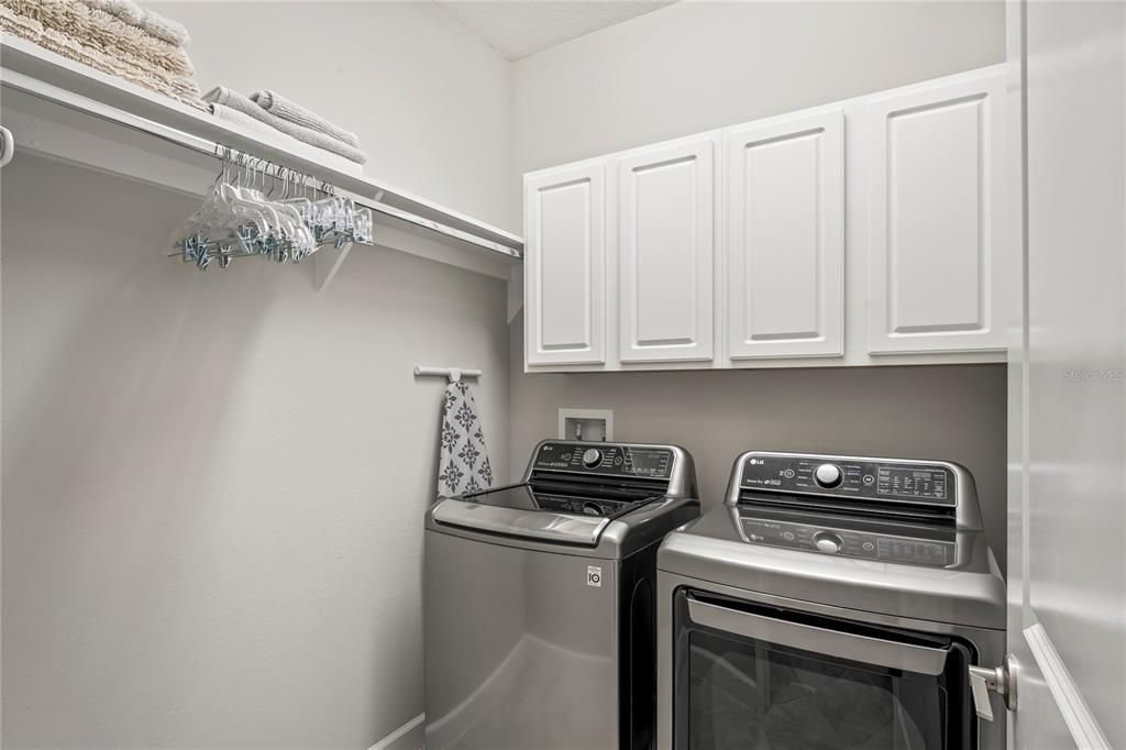 laundry room - gas hook ups