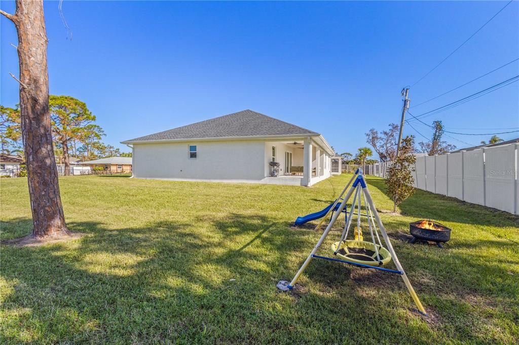 For Sale: $625,000 (3 beds, 2 baths, 1798 Square Feet)