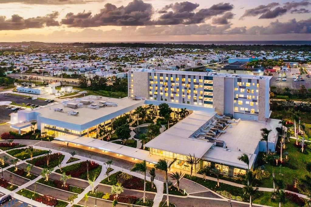 Located just a 5-minute drive from Urb. Paseo Real Dorado, the Doctors’ Center Hospital – Orlando Health Dorado offers convenient access to high-quality healthcare. Enjoy the peace of mind that comes with having top medical facilities just moments away from your home.