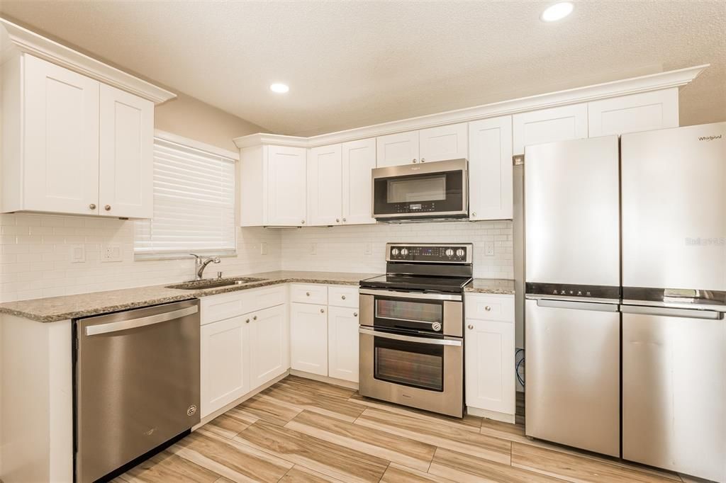 For Sale: $319,000 (4 beds, 2 baths, 1524 Square Feet)