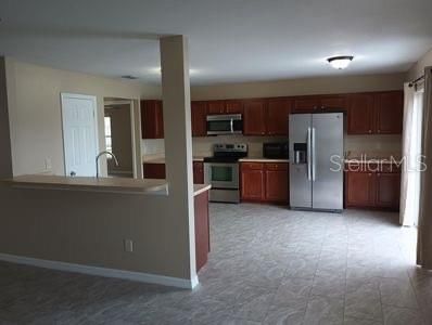 For Rent: $2,940 (5 beds, 2 baths, 2719 Square Feet)