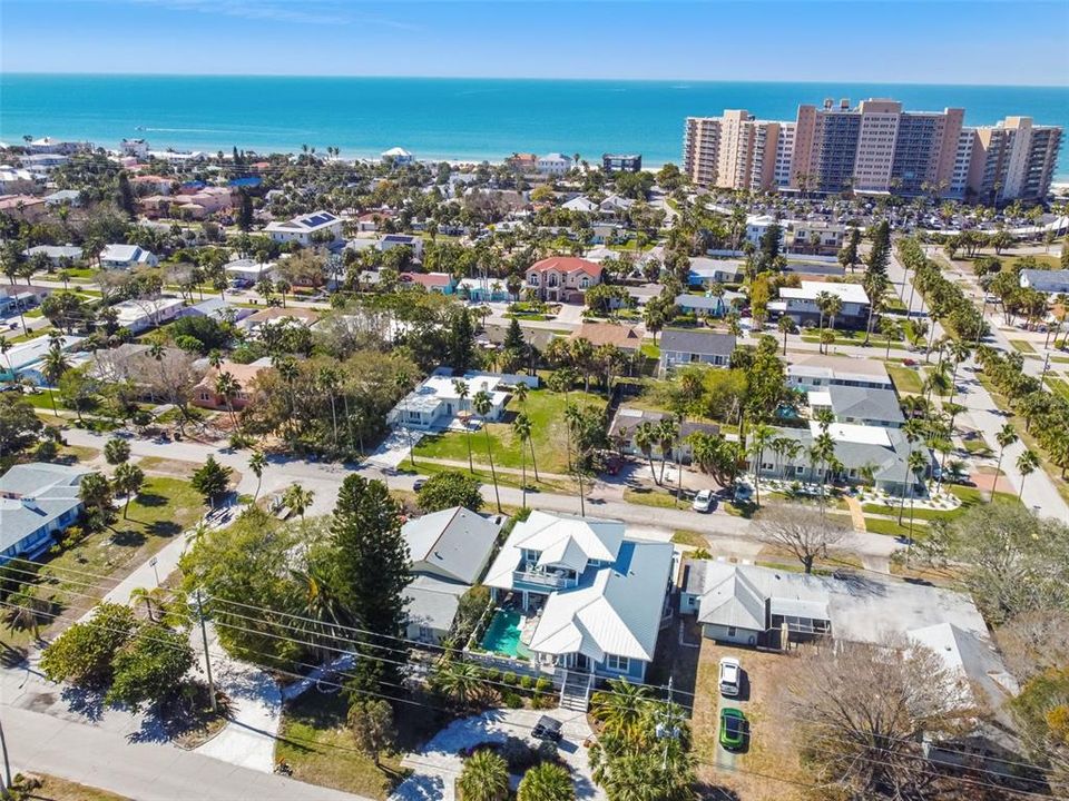 For Sale: $699,000 (3 beds, 2 baths, 1714 Square Feet)