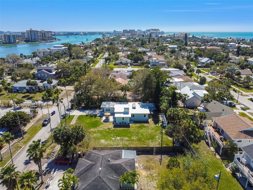 For Sale: $699,000 (3 beds, 2 baths, 1714 Square Feet)