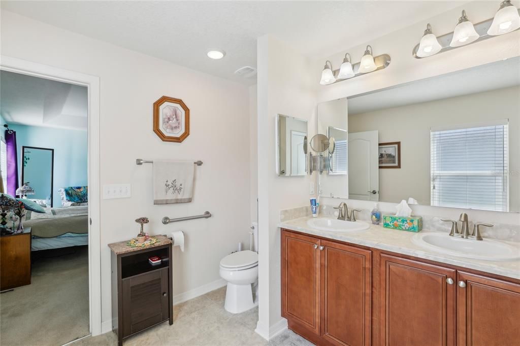 Master Bath With Double Sinks