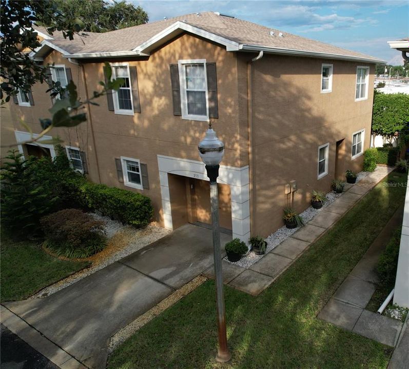 For Sale: $439,000 (3 beds, 2 baths, 1712 Square Feet)